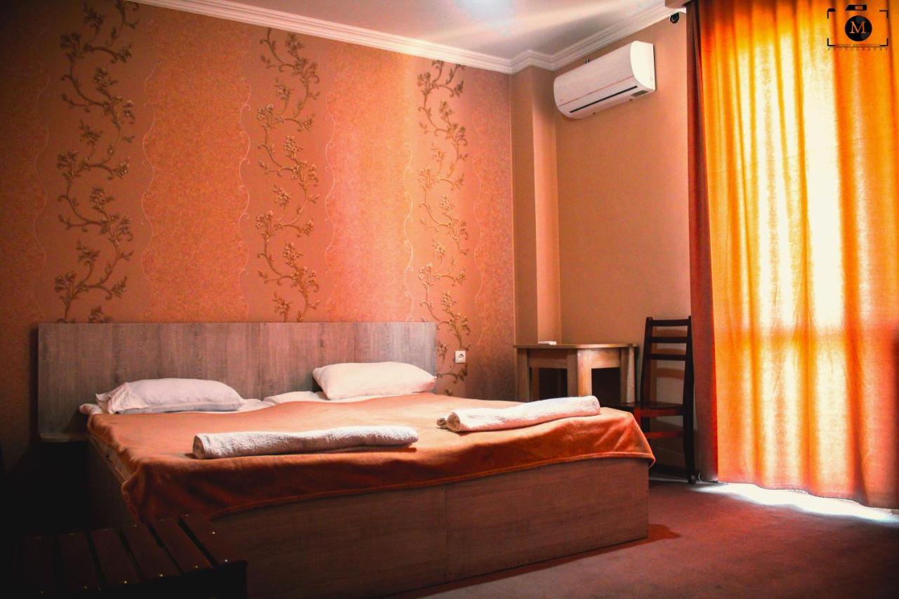 Gh Sanapiro Hotel Telavi Exterior foto